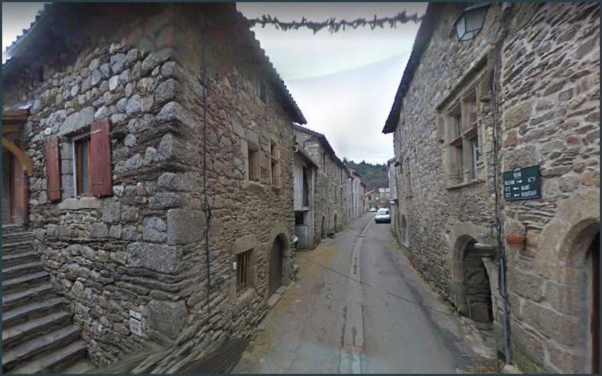 Gites En Cevennes "Chez Steloune" Genolhac المظهر الخارجي الصورة